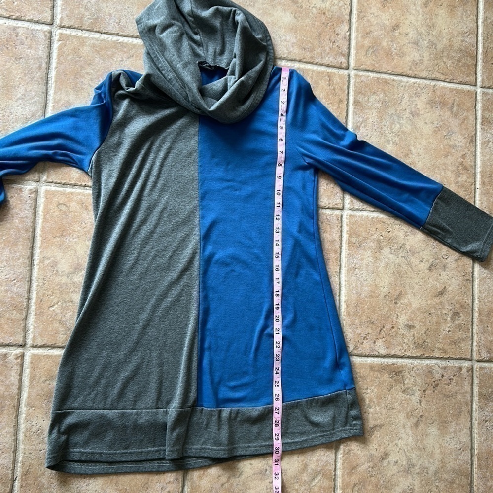 Youtalia long shirt tunic top with cowlneck and color blocking - Picture 11 of 13